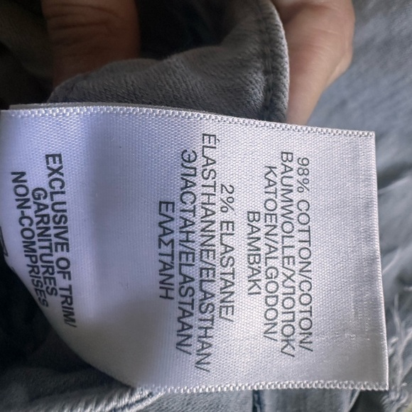 Silver Jeans Co. Aiko Ankle Crop Jeans Distressed Frayed Hem Denim - Picture 5 of 8